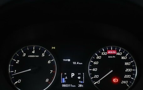 Mitsubishi Outlander III рестайлинг 3, 2019 год, 1 980 000 рублей, 12 фотография