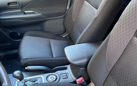 Mitsubishi Outlander III рестайлинг 3, 2013 год, 1 400 000 рублей, 14 фотография