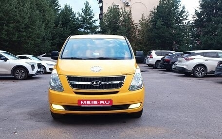 Hyundai Grand Starex Grand Starex I рестайлинг 2, 2010 год, 875 000 рублей, 2 фотография