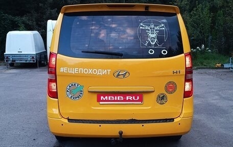 Hyundai Grand Starex Grand Starex I рестайлинг 2, 2010 год, 875 000 рублей, 3 фотография