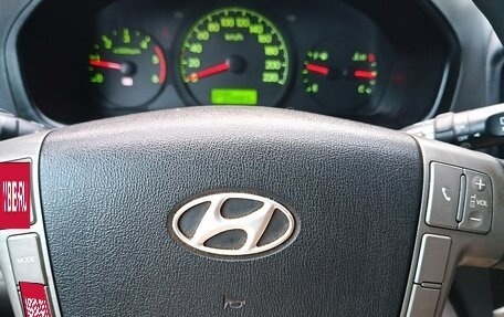 Hyundai Grand Starex Grand Starex I рестайлинг 2, 2010 год, 875 000 рублей, 13 фотография
