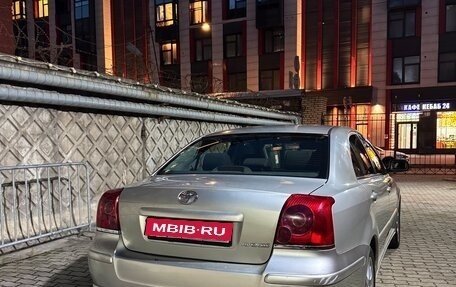Toyota Avensis III рестайлинг, 2004 год, 800 000 рублей, 7 фотография