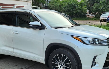 Toyota Highlander III, 2018 год, 3 600 000 рублей, 5 фотография