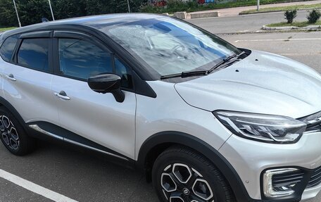 Renault Kaptur I рестайлинг, 2021 год, 1 950 000 рублей, 2 фотография