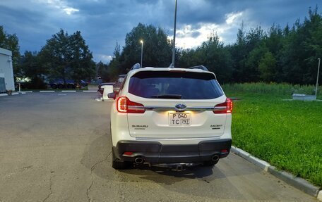 Subaru Ascent, 2019 год, 3 000 000 рублей, 9 фотография