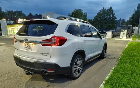 Subaru Ascent, 2019 год, 3 000 000 рублей, 10 фотография
