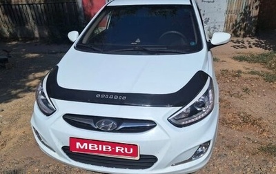 Hyundai Solaris II рестайлинг, 2013 год, 710 000 рублей, 1 фотография