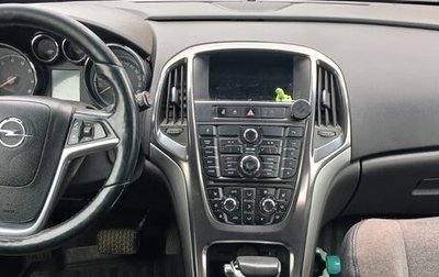 Opel Astra J, 2011 год, 600 000 рублей, 1 фотография