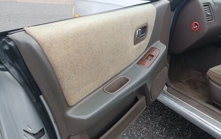 Nissan Laurel VIII, 1997 год, 350 000 рублей, 32 фотография