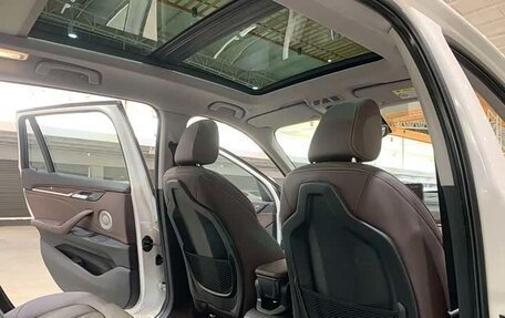 BMW X1, 2022 год, 2 270 000 рублей, 14 фотография