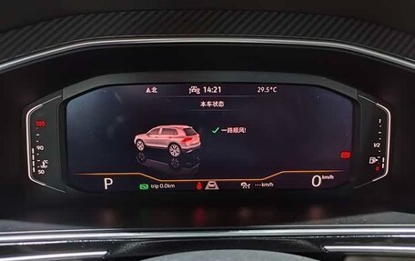 Volkswagen Tiguan II, 2022 год, 2 700 000 рублей, 12 фотография