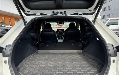 Toyota Harrier, 2022 год, 2 540 000 рублей, 19 фотография