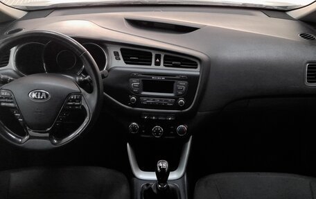 KIA cee'd III, 2015 год, 1 049 000 рублей, 11 фотография