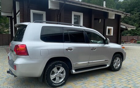 Toyota Land Cruiser 200, 2014 год, 4 550 000 рублей, 7 фотография