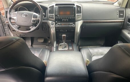 Toyota Land Cruiser 200, 2014 год, 4 550 000 рублей, 11 фотография