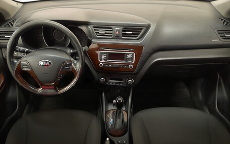 KIA Rio III рестайлинг, 2017 год, 999 000 рублей, 11 фотография