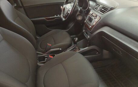 KIA Rio III рестайлинг, 2017 год, 999 000 рублей, 12 фотография