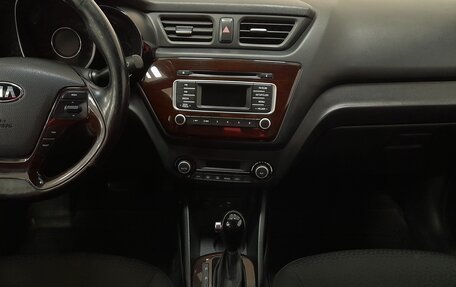 KIA Rio III рестайлинг, 2017 год, 999 000 рублей, 14 фотография