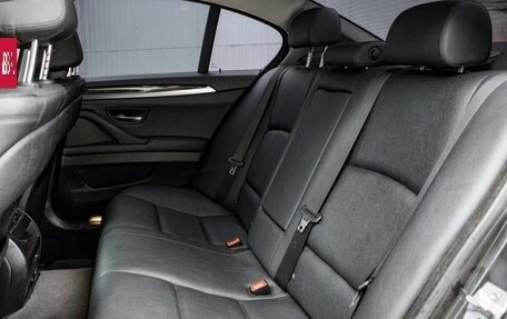 BMW 5 серия, 2014 год, 2 100 000 рублей, 12 фотография