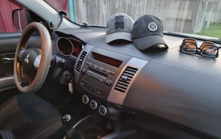 Mitsubishi Outlander III рестайлинг 3, 2008 год, 722 000 рублей, 6 фотография