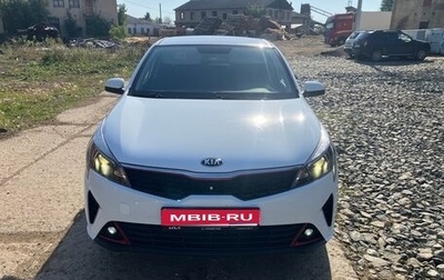KIA Rio IV, 2020 год, 1 800 000 рублей, 1 фотография