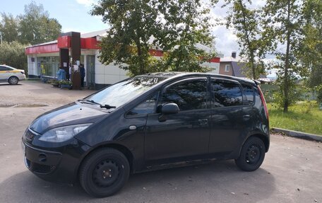 Mitsubishi Colt VI рестайлинг, 2004 год, 285 000 рублей, 4 фотография