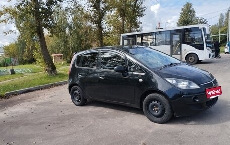 Mitsubishi Colt VI рестайлинг, 2004 год, 285 000 рублей, 5 фотография