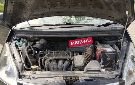 Mitsubishi Colt VI рестайлинг, 2004 год, 285 000 рублей, 10 фотография