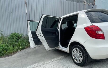 Skoda Fabia II, 2010 год, 610 000 рублей, 11 фотография