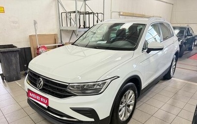 Volkswagen Tiguan II, 2021 год, 2 600 000 рублей, 1 фотография
