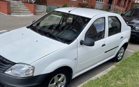 Renault Logan I, 2010 год, 280 000 рублей, 2 фотография