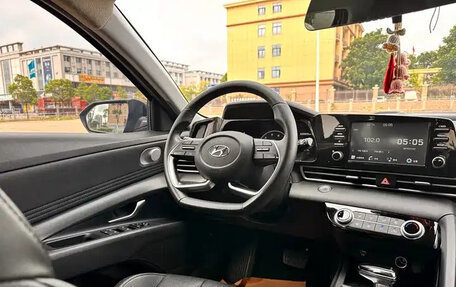 Hyundai Elantra, 2021 год, 1 245 000 рублей, 12 фотография
