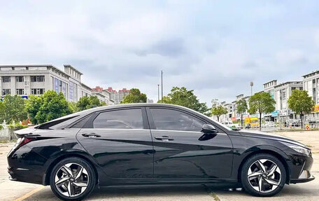 Hyundai Elantra, 2021 год, 1 245 000 рублей, 6 фотография