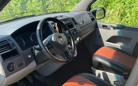 Volkswagen Transporter T5 рестайлинг, 2011 год, 1 095 000 рублей, 7 фотография