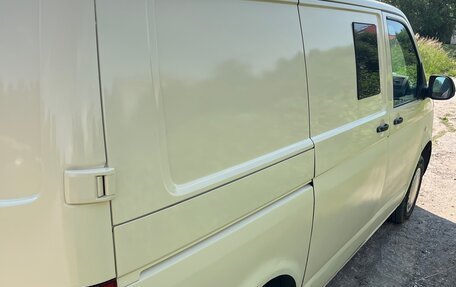 Volkswagen Transporter T5 рестайлинг, 2011 год, 1 095 000 рублей, 3 фотография