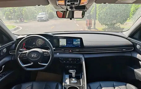 Hyundai Elantra, 2022 год, 1 477 000 рублей, 10 фотография