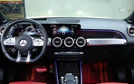 Mercedes-Benz GLB AMG, 2022 год, 4 700 275 рублей, 6 фотография