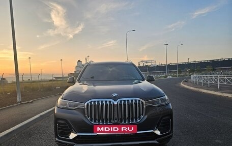 BMW X7, 2020 год, 8 000 000 рублей, 3 фотография