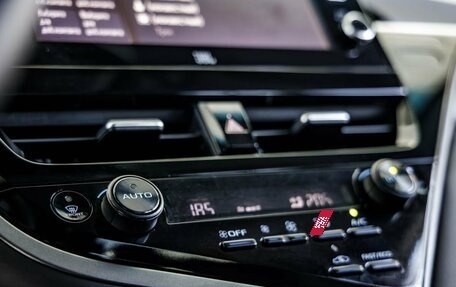 Toyota Camry, 2021 год, 3 188 000 рублей, 22 фотография