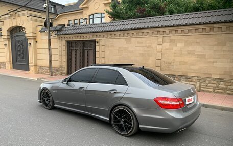 Mercedes-Benz E-Класс, 2010 год, 1 850 000 рублей, 15 фотография