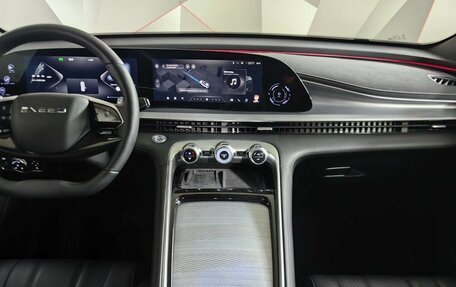 CheryExeed TXL, 2024 год, 2 855 000 рублей, 15 фотография