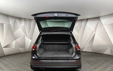 Volkswagen Tiguan II, 2017 год, 1 998 000 рублей, 18 фотография