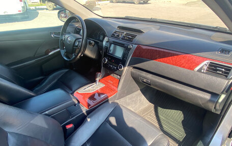 Toyota Camry, 2012 год, 1 550 000 рублей, 7 фотография