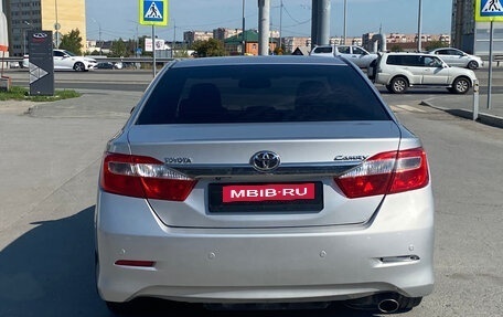 Toyota Camry, 2012 год, 1 550 000 рублей, 5 фотография