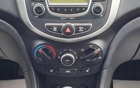 Hyundai Solaris II рестайлинг, 2014 год, 900 000 рублей, 9 фотография