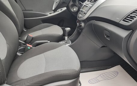 Hyundai Solaris II рестайлинг, 2014 год, 900 000 рублей, 10 фотография