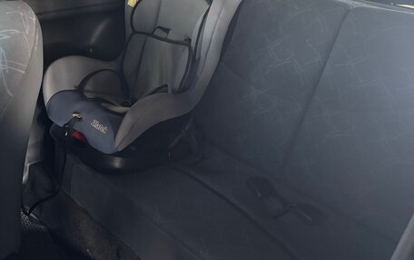 Toyota Vitz, 2003 год, 395 000 рублей, 16 фотография
