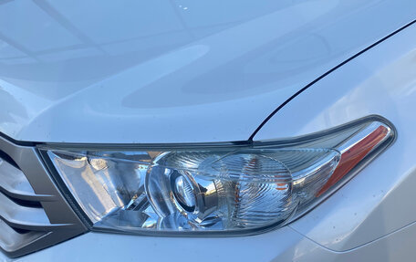 Toyota Highlander III, 2011 год, 1 950 000 рублей, 3 фотография