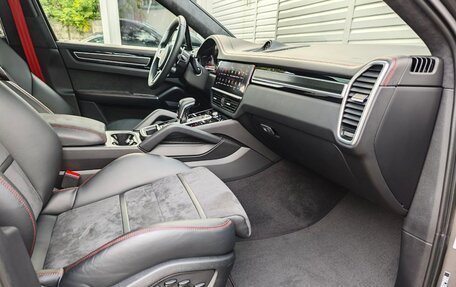 Porsche Cayenne III, 2022 год, 13 497 000 рублей, 13 фотография