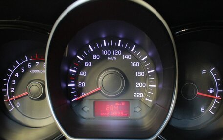 KIA Rio III рестайлинг, 2013 год, 696 000 рублей, 17 фотография